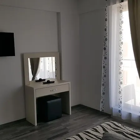 Porto Del Mar アパート ナボダリ